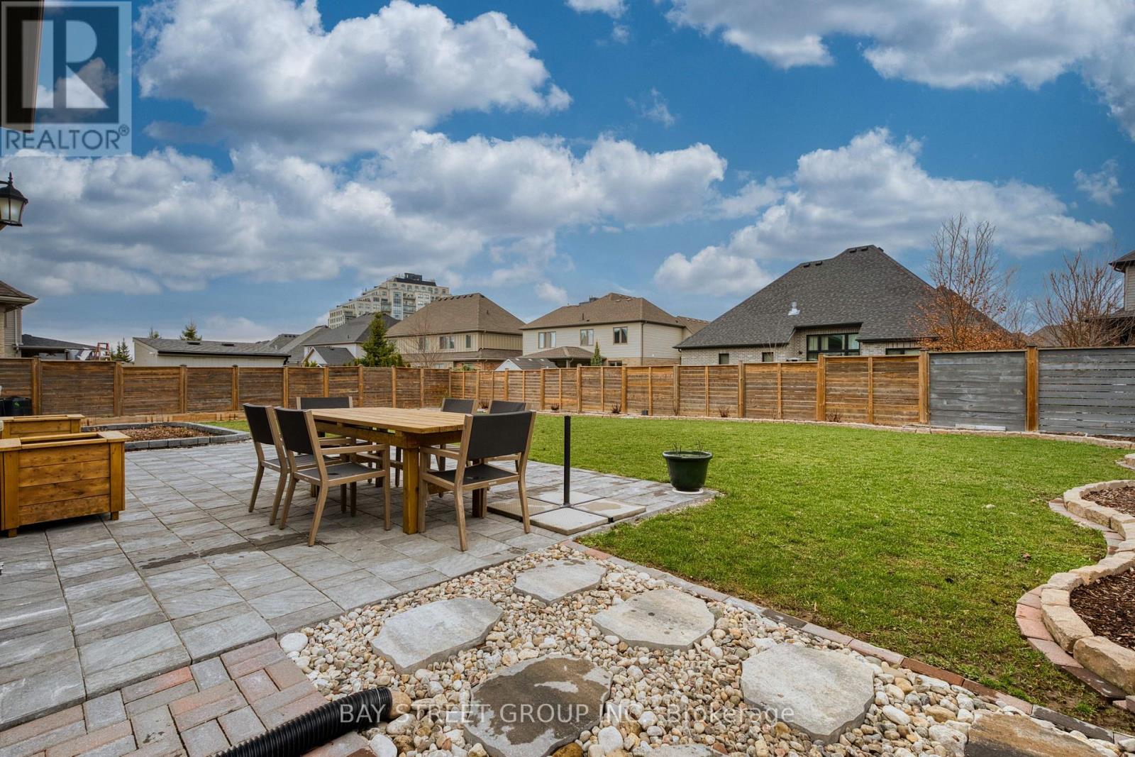 566 Bradwell Chase, London North, Ontario  N6G 0P7 - Photo 35 - X13724484