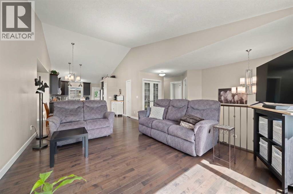 1546 Idaho Street, Carstairs, Alberta  T0M 0N0 - Photo 10 - A2340510