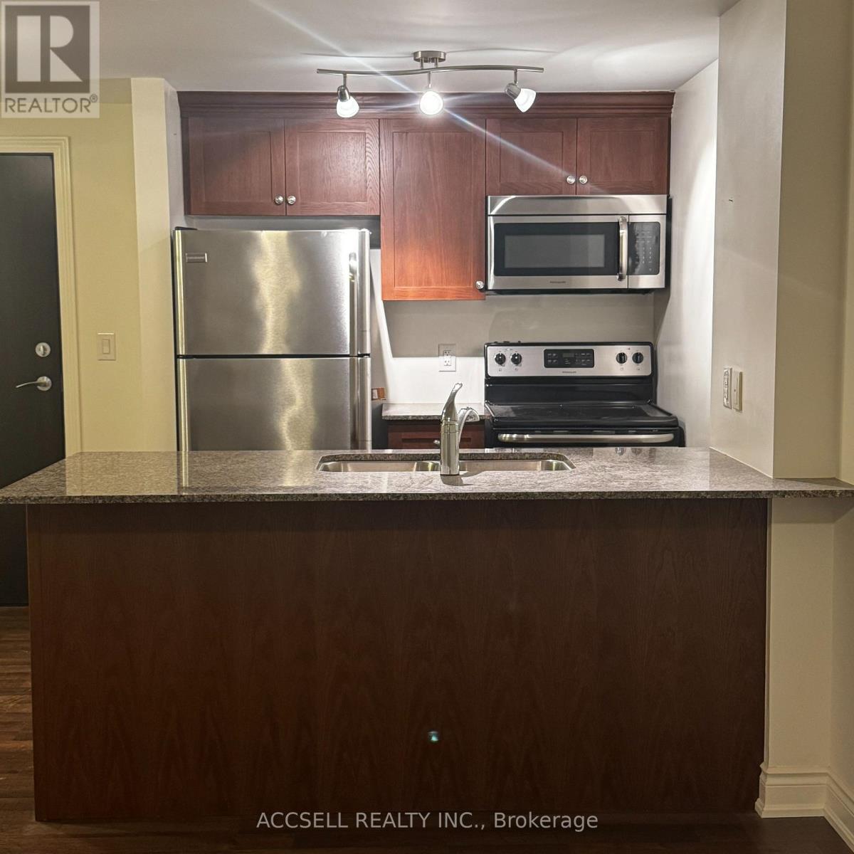406 - 149 Church Street, King, Ontario  L0G 1T0 - Photo 3 - N13724492