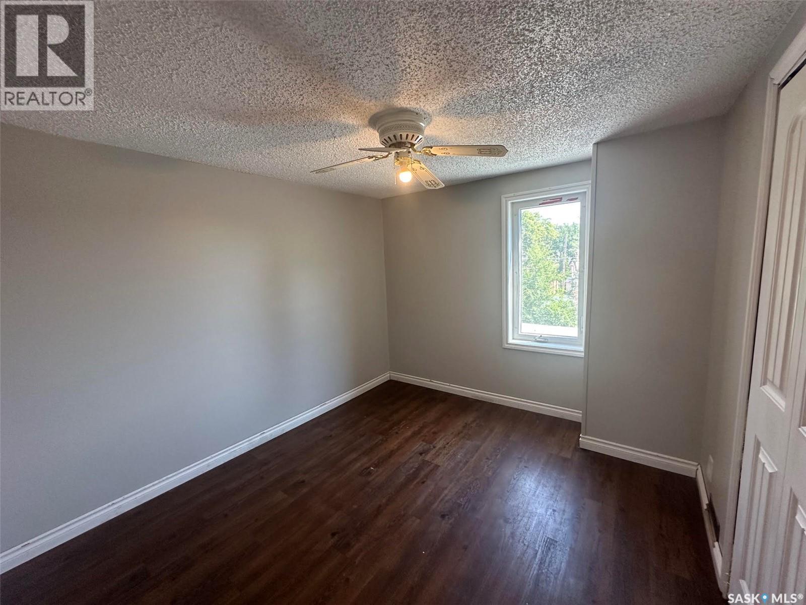 821 6th Avenue Nw, Moose Jaw, Saskatchewan  S6H 4A2 - Photo 11 - SK046984
