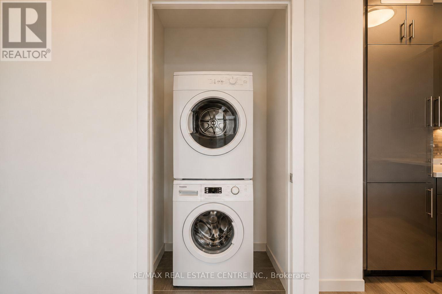 1001 - 2093 Fairview Street, Burlington, Ontario L7R 0E6 - Photo 13 - W13724520