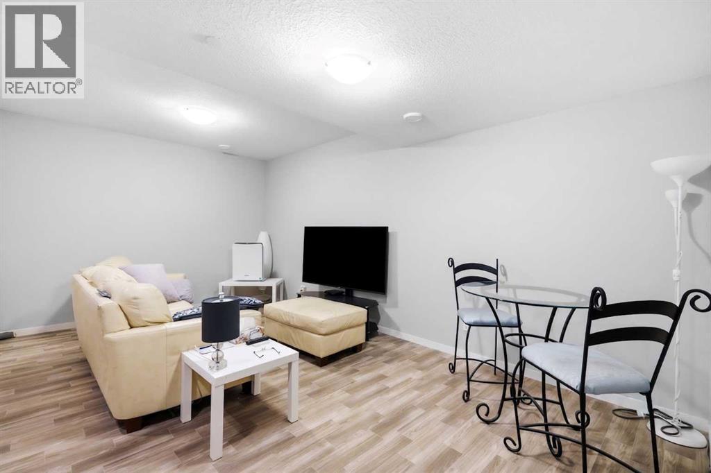39 Lucas Boulevard NW, Calgary, Alberta  T3P 1H9 - Photo 25 - A2339569