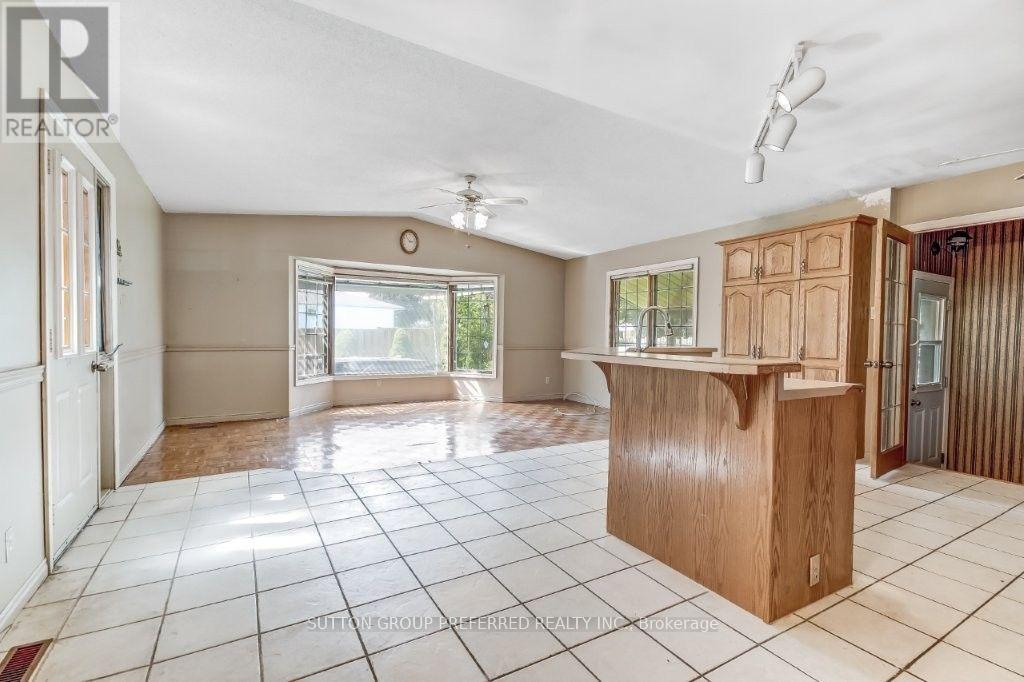 1 Pickwick Place, London East, Ontario  N5V 2P6 - Photo 4 - X13724542