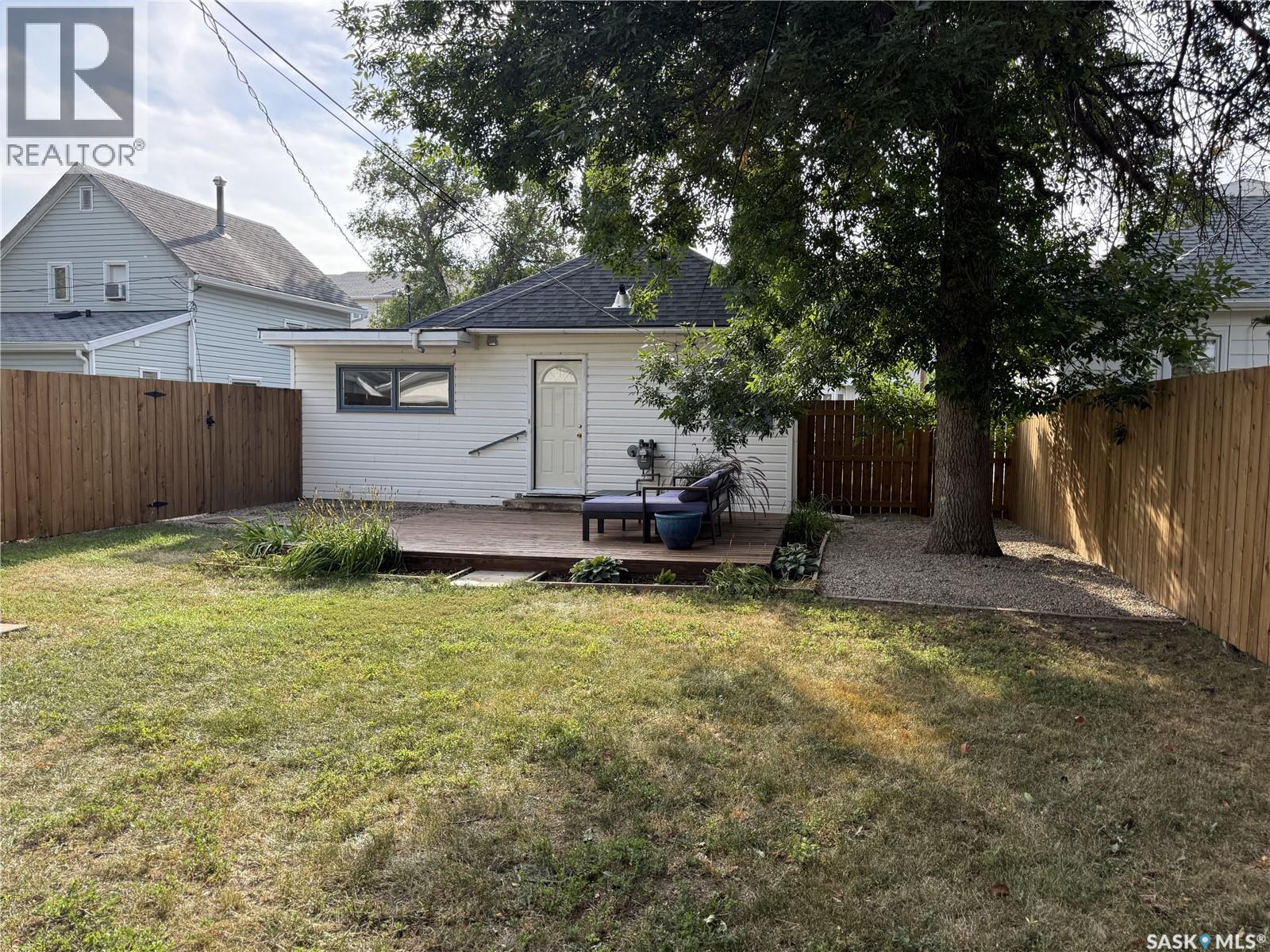 415 Mctavish Street, Outlook, Saskatchewan  S0L 2N0 - Photo 38 - SK046924