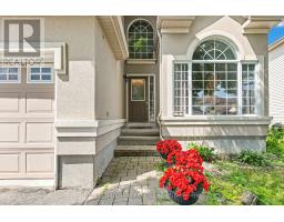 9 BLACKSHIRE CIRCLE, Ottawa, Ontario