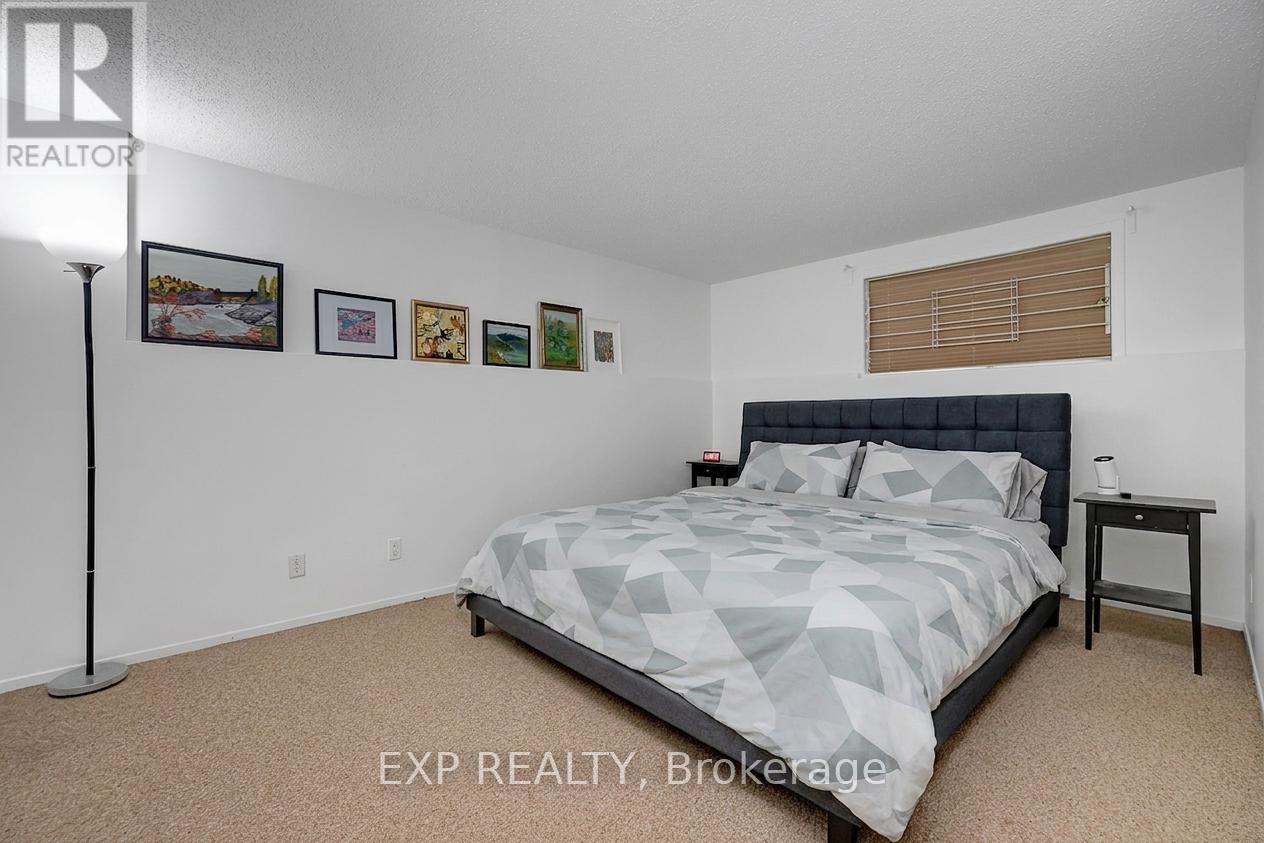 F - 20 Hart Avenue, Ottawa, Ontario  K1K 4H8 - Photo 17 - X13724558