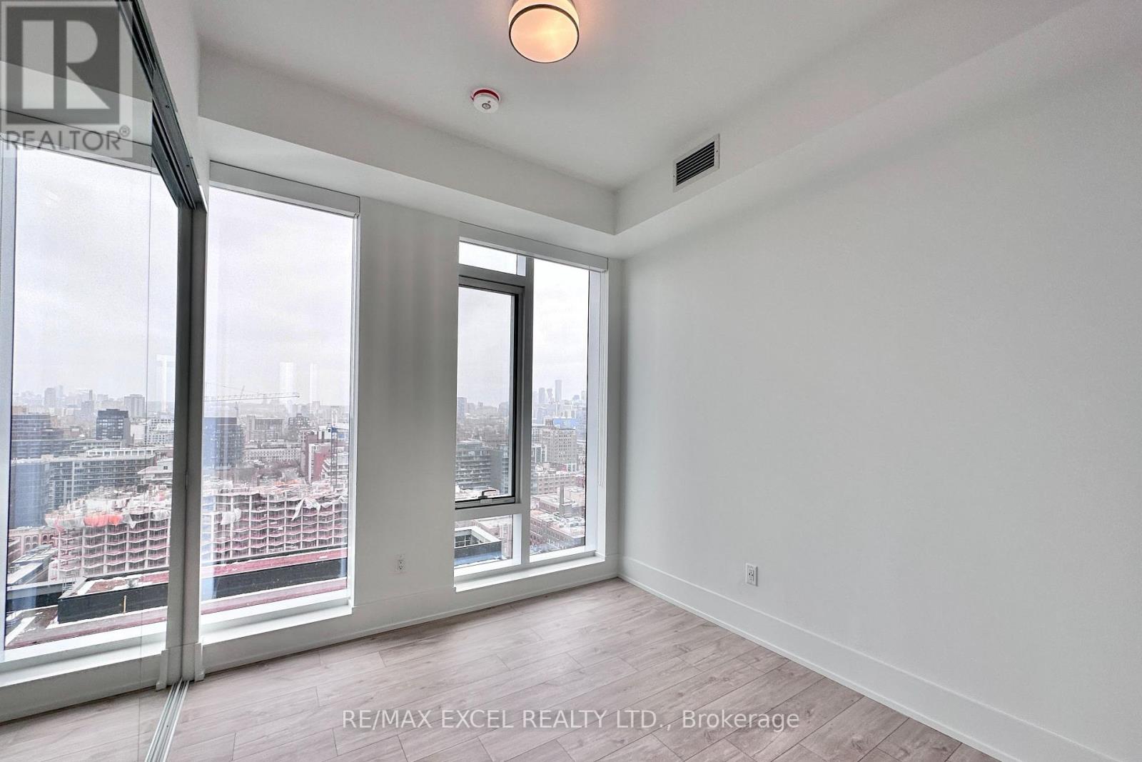 1904 - 480 Front Street W, Toronto, Ontario M5V 0V5 - Photo 17 - C13724530