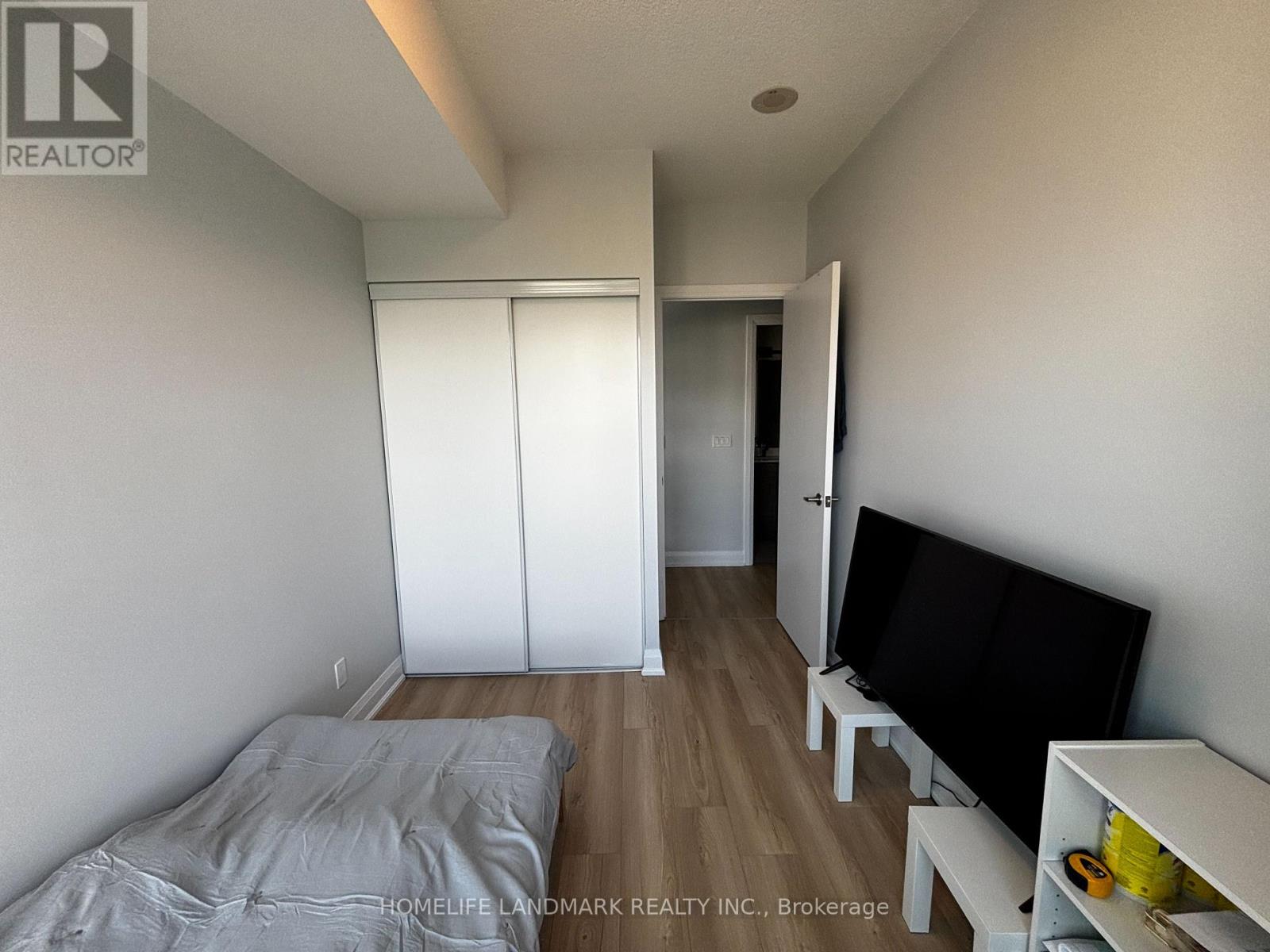 1809 - 68 Canterbury Placeway, Toronto, Ontario M2N 0H8 - Photo 8 - C13724556