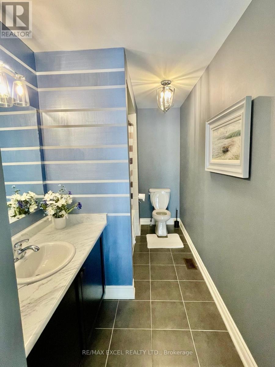 2 Peter Miller Street N, Aurora, Ontario L4G 0W9 - Photo 12 - N13724532