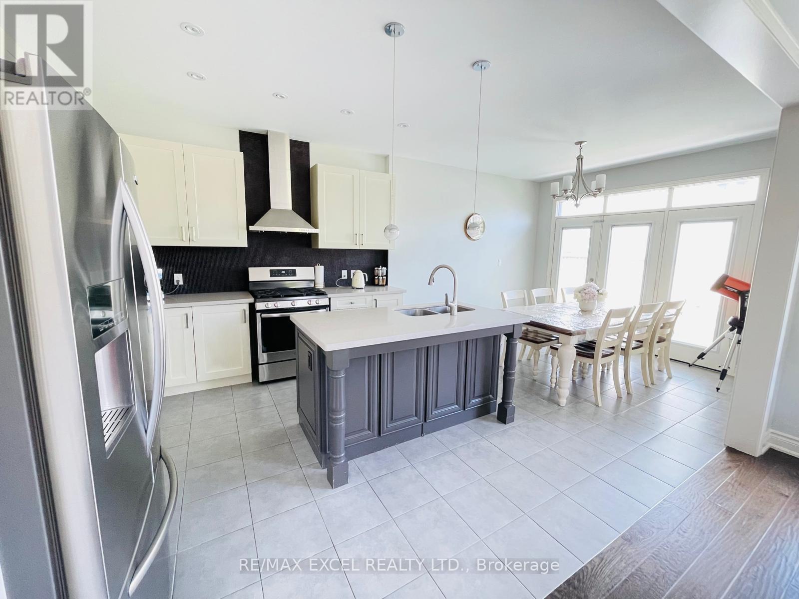 2 Peter Miller Street N, Aurora, Ontario L4G 0W9 - Photo 36 - N13724532