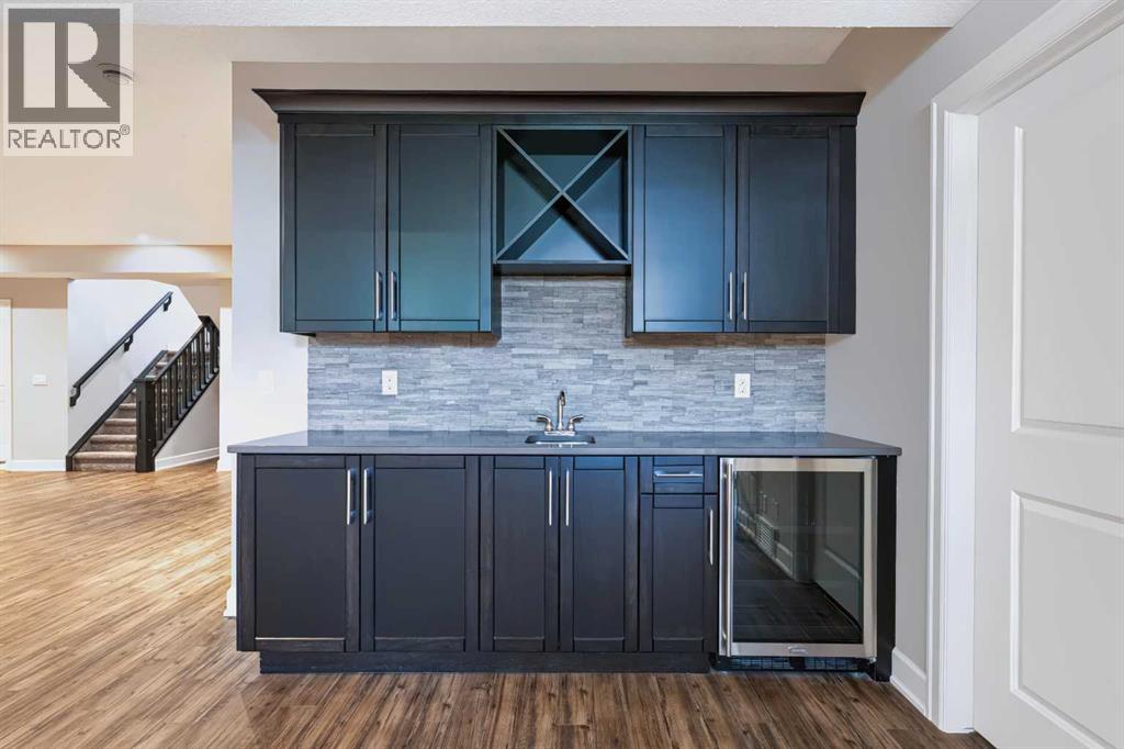 924 East Lakeview Road, Chestermere, Alberta  T1X 1B1 - Photo 33 - A2338857