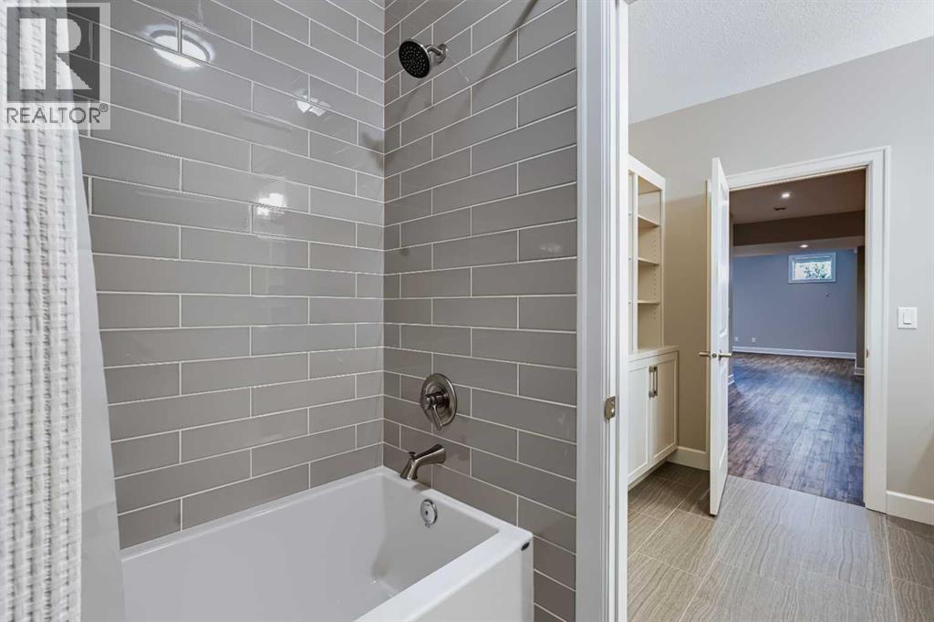 924 East Lakeview Road, Chestermere, Alberta  T1X 1B1 - Photo 35 - A2338857