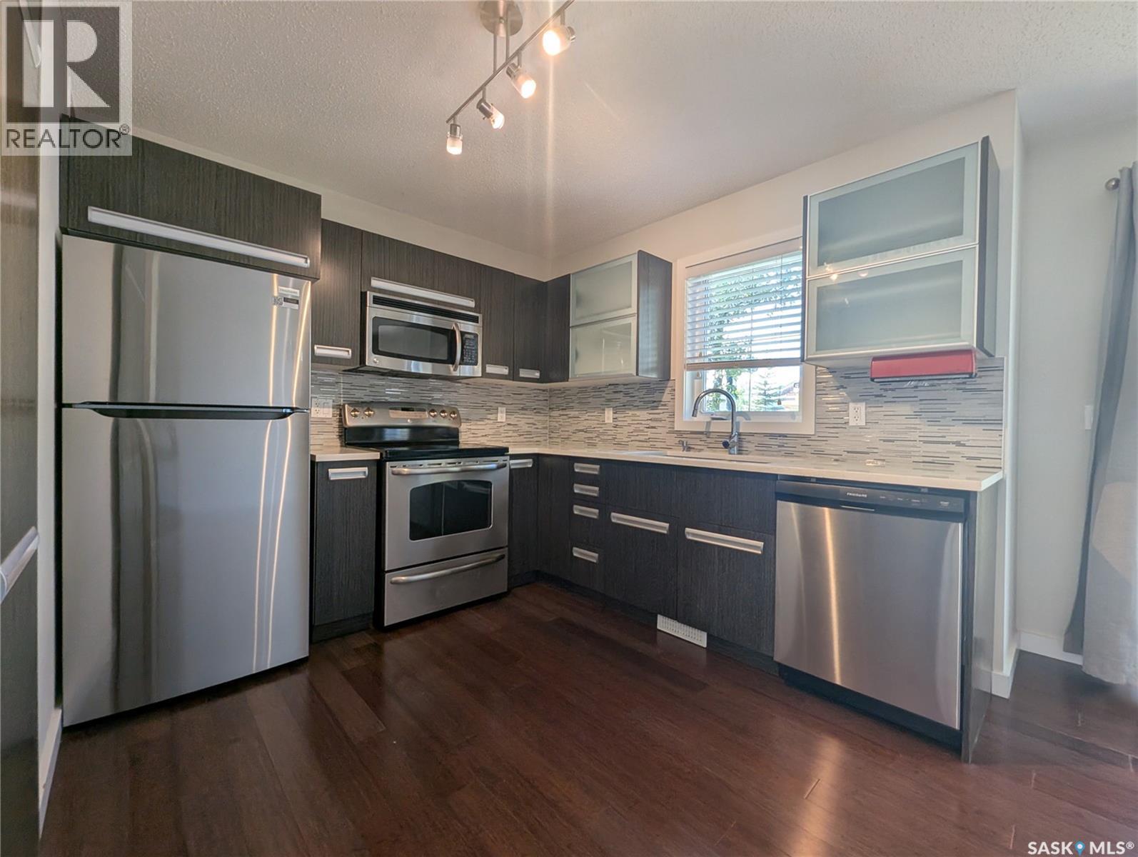 247 245 Ashworth Crescent, Saskatoon, Saskatchewan  S7T 0P2 - Photo 7 - SK046928