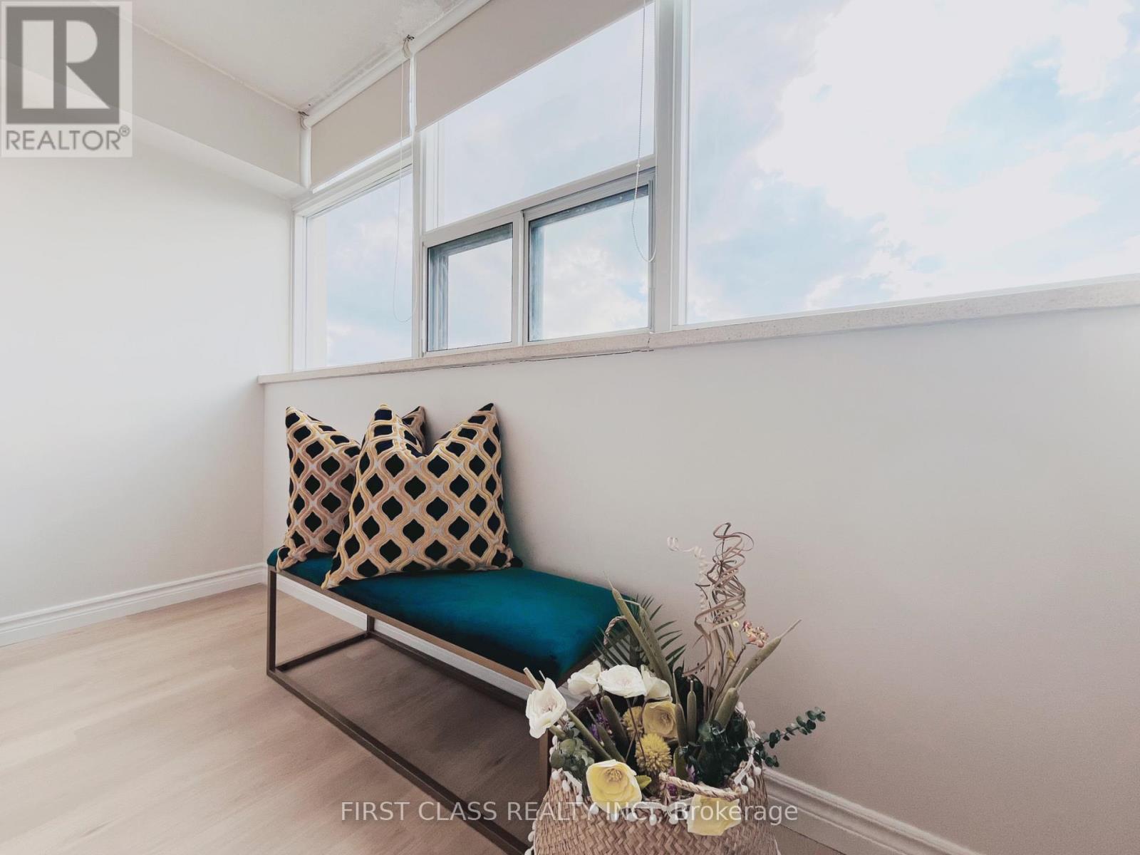 1701 - 25 Silver Springs Boulevard, Toronto, Ontario  M1V 1M9 - Photo 4 - E13724562