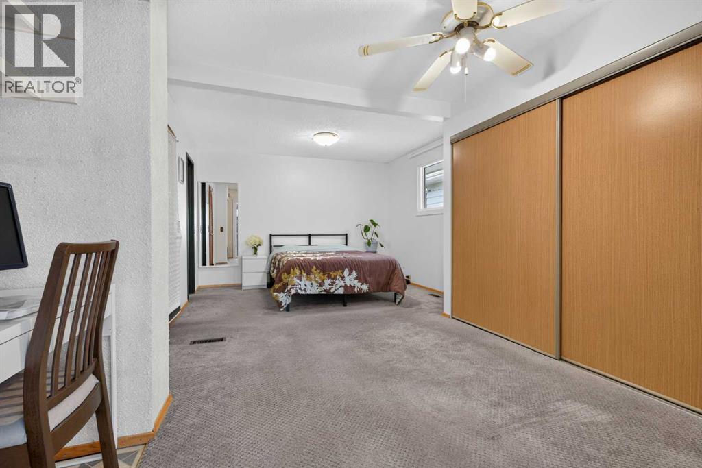 7035 Huntercrest Road NW, Calgary, Alberta  T2K 4J9 - Photo 20 - A2338998