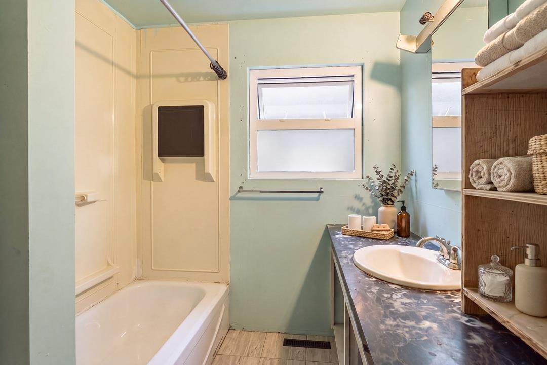 1446 128a Street, Surrey, British Columbia  V4A 3X4 - Photo 12 - R3158432