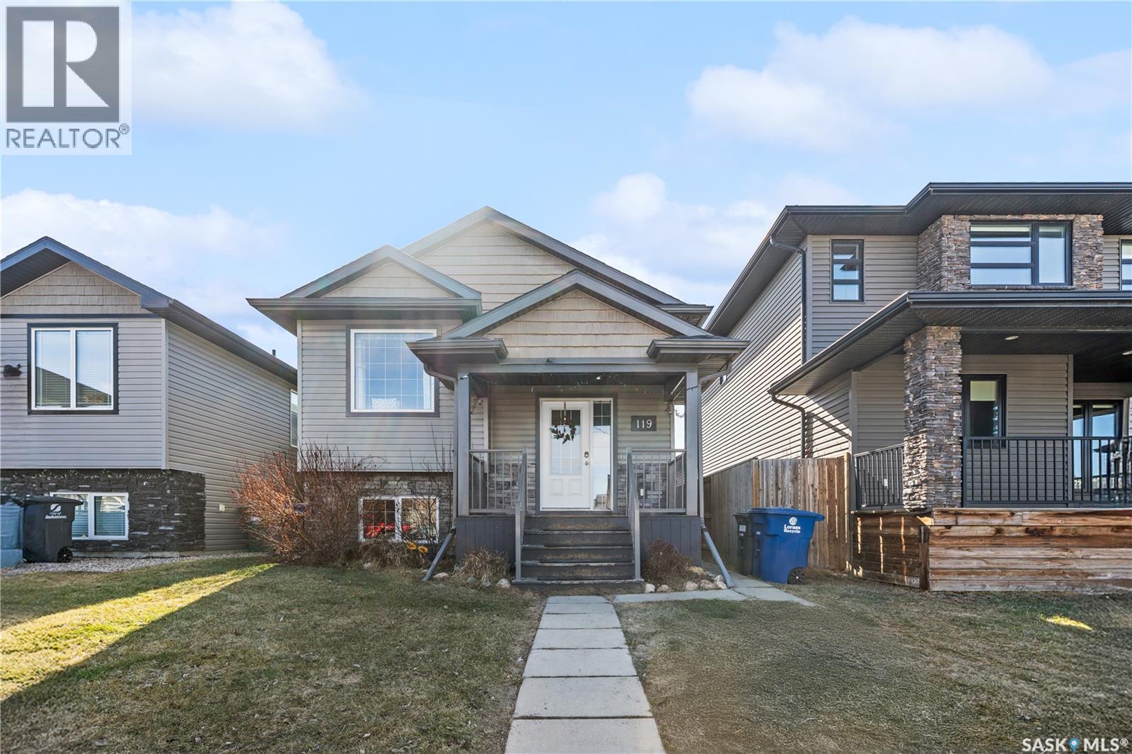 119 Maningas Bend, Saskatoon, Saskatchewan  S7S 1N1 - Photo 2 - SK046935