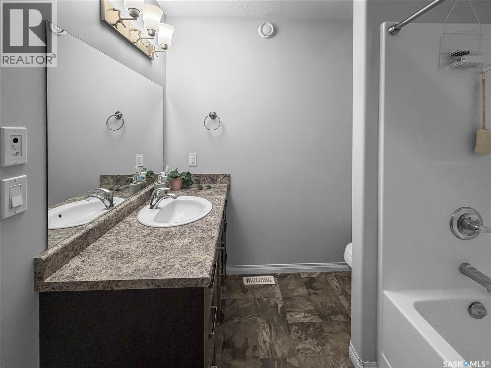 119 Maningas Bend, Saskatoon, Saskatchewan  S7S 1N1 - Photo 24 - SK046935