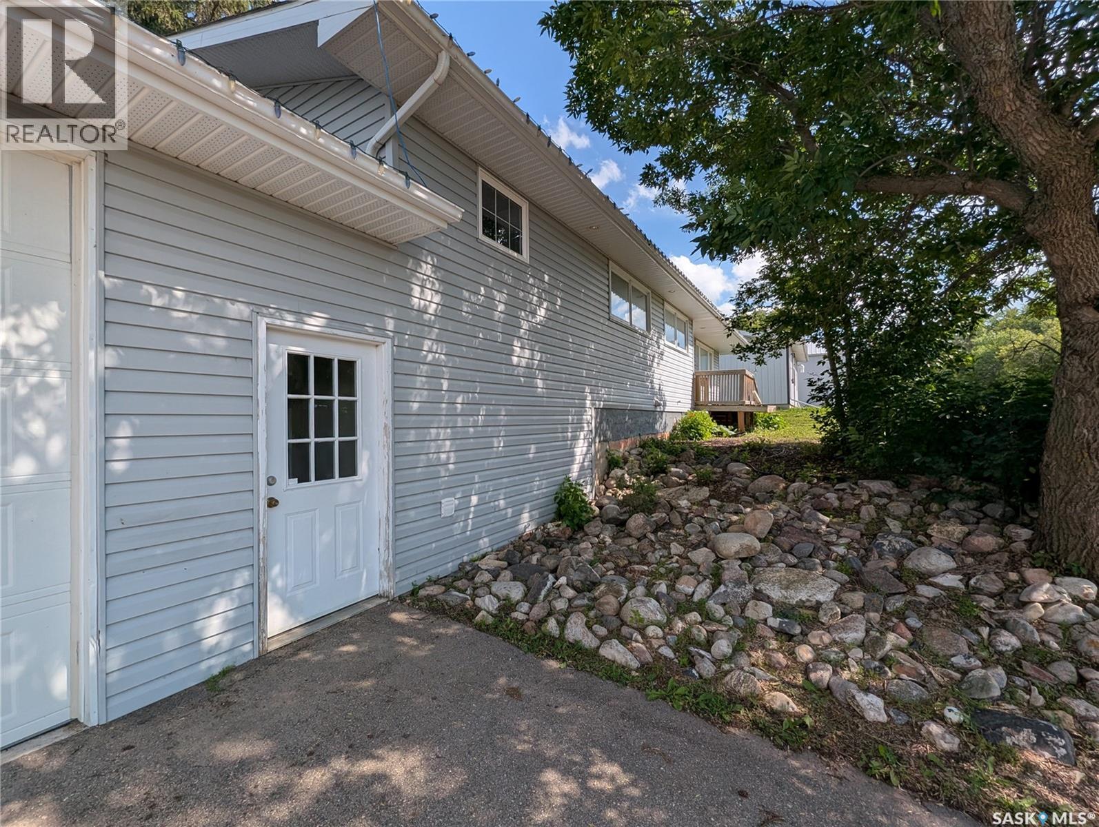 107 Carlton Street, Viscount, Saskatchewan  S0K 4M0 - Photo 4 - SK043123