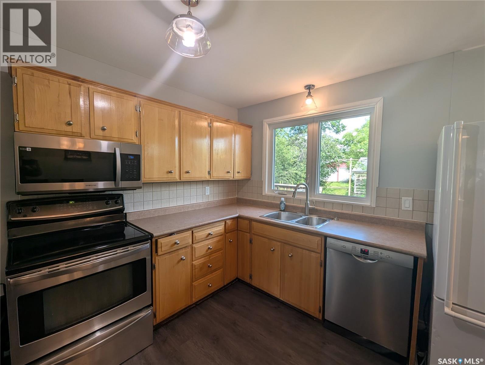 107 Carlton Street, Viscount, Saskatchewan  S0K 4M0 - Photo 11 - SK043123