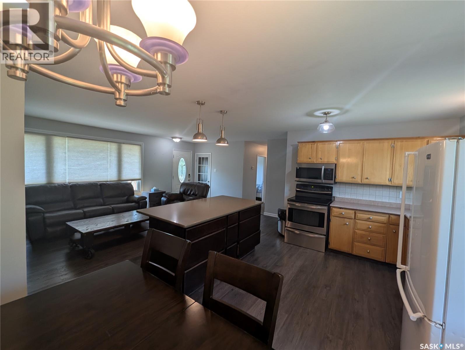 107 Carlton Street, Viscount, Saskatchewan  S0K 4M0 - Photo 10 - SK043123