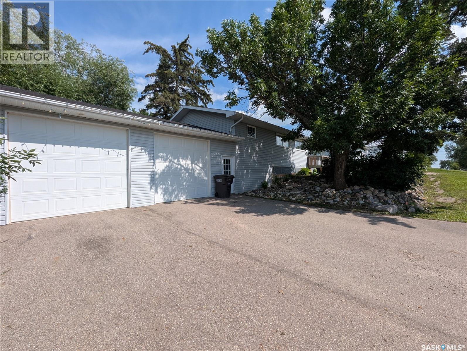 107 Carlton Street, Viscount, Saskatchewan  S0K 4M0 - Photo 2 - SK043123