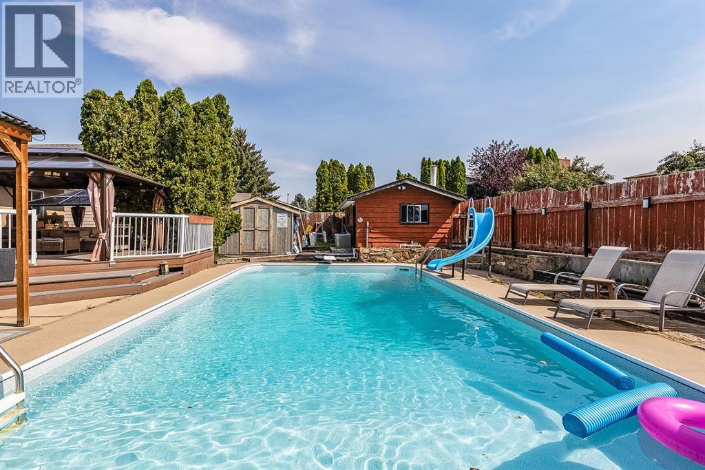 37 Sunflower Court SE, Medicine Hat, Alberta  T1B 2H6 - Photo 44 - A2339593
