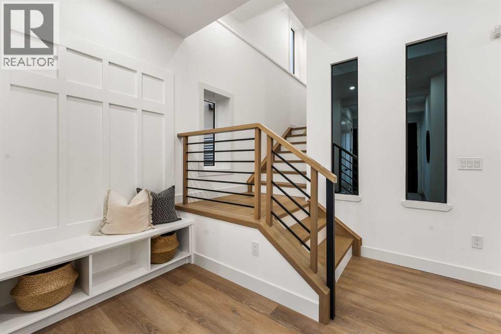 407 Patterson Boulevard SW, Calgary, Alberta T3H 3N6 - Photo 9 - A2340908