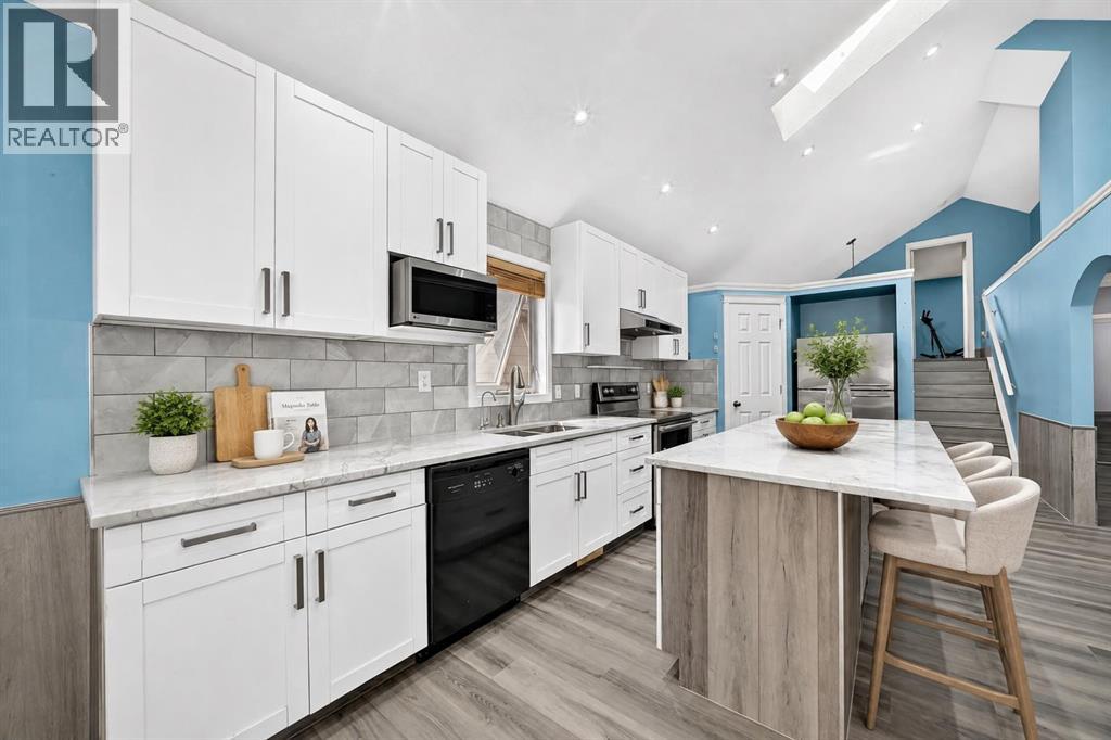 87 Tarawood Grove NE, Calgary, Alberta  T3J 5A6 - Photo 4 - A2338862