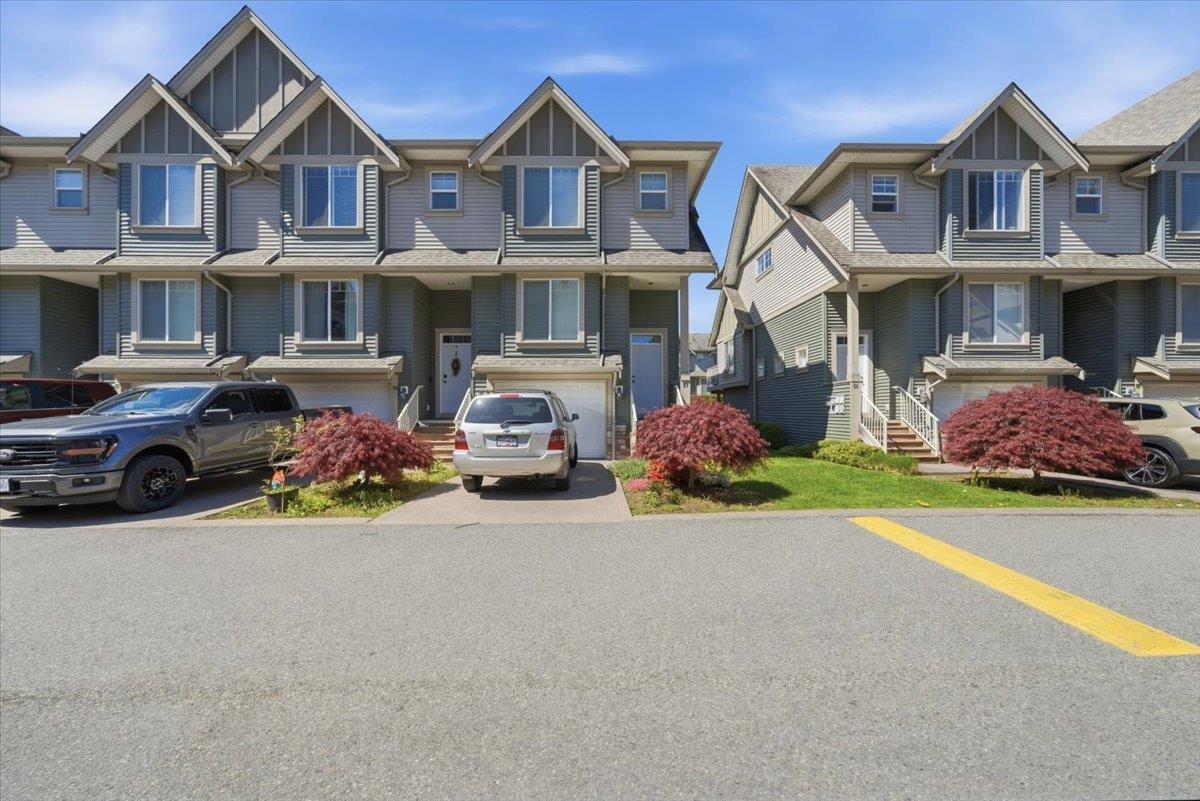 57 6498 Southdowne Place, Sardis South, Chilliwack, British Columbia  V2R 0K3 - Photo 1 - R3159757