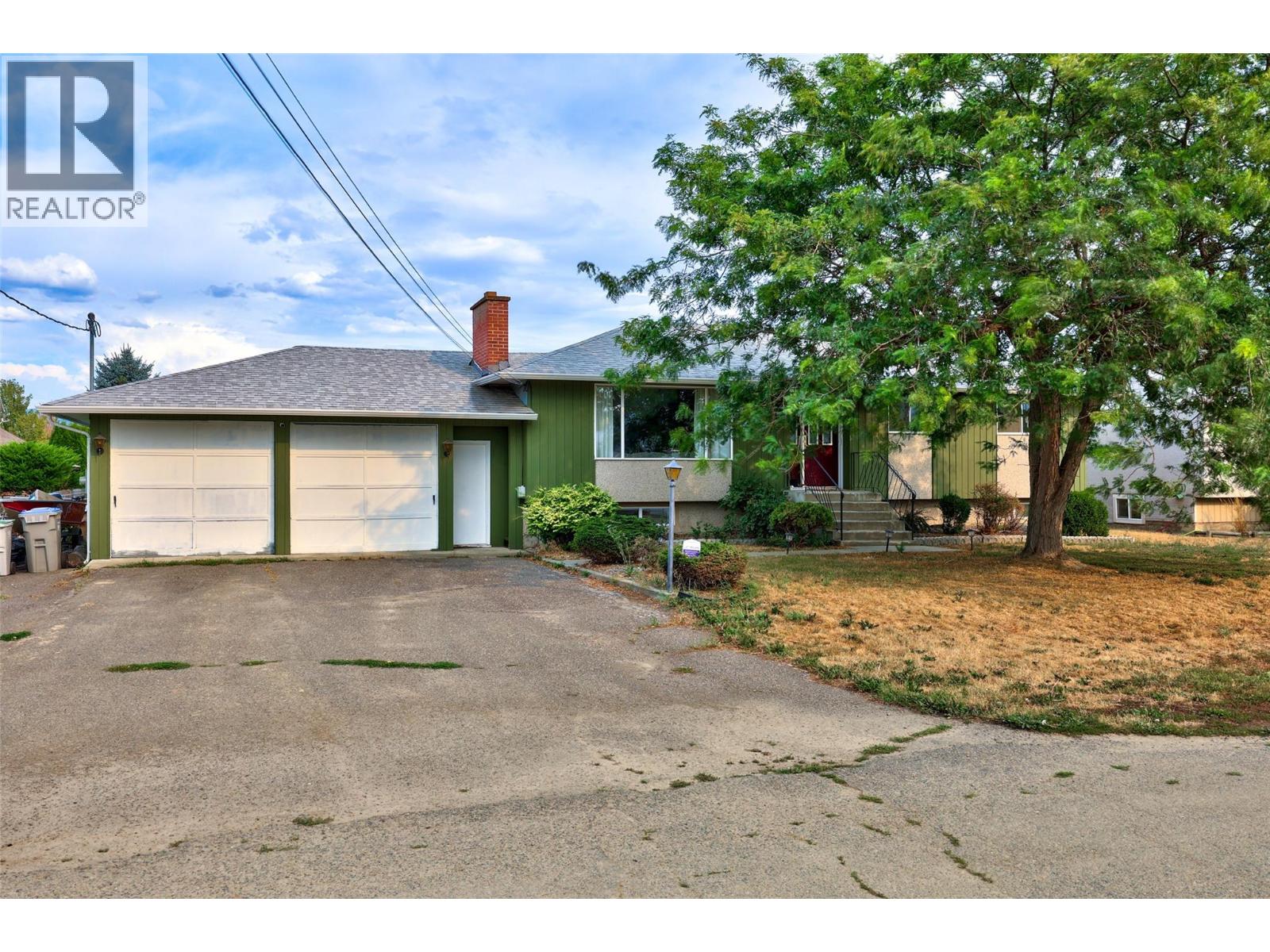 881 MCGILLIVRAY Street, Kamloops, British Columbia