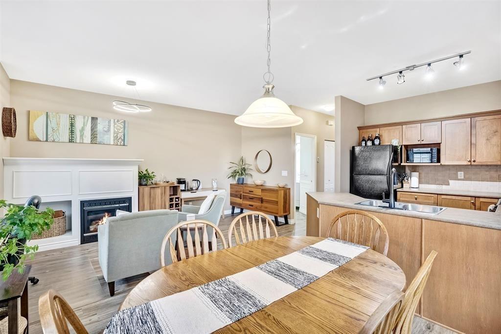 5 6588 188 Street, Surrey, British Columbia  V3S 1Z6 - Photo 4 - R3159083