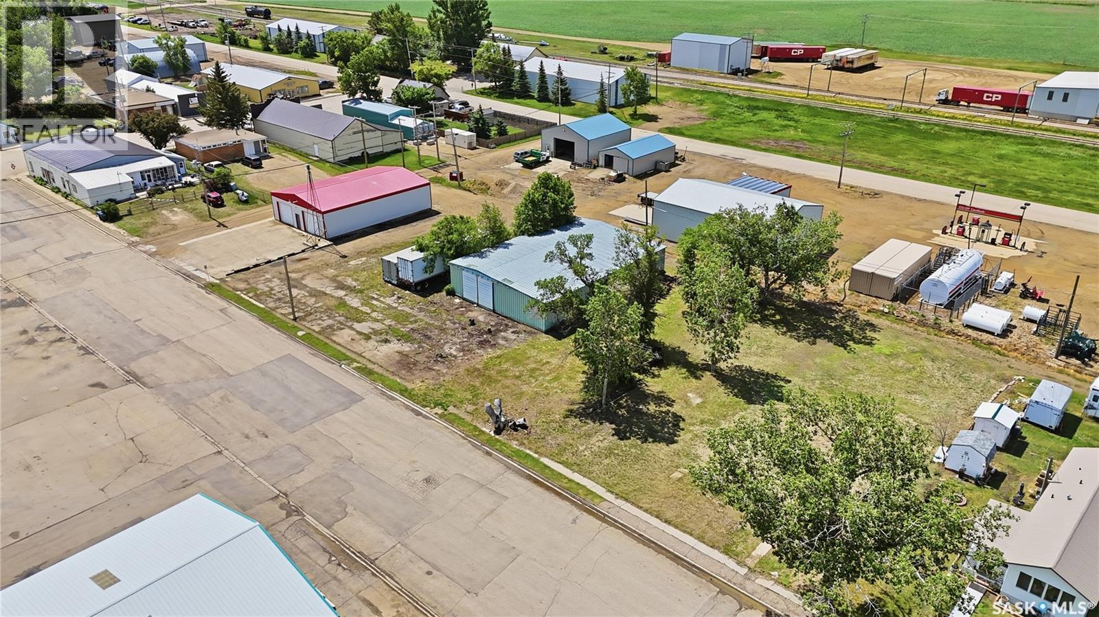 307 Mcrorie Avenue, Avonlea, Saskatchewan  S0H 0C0 - Photo 3 - SK046988