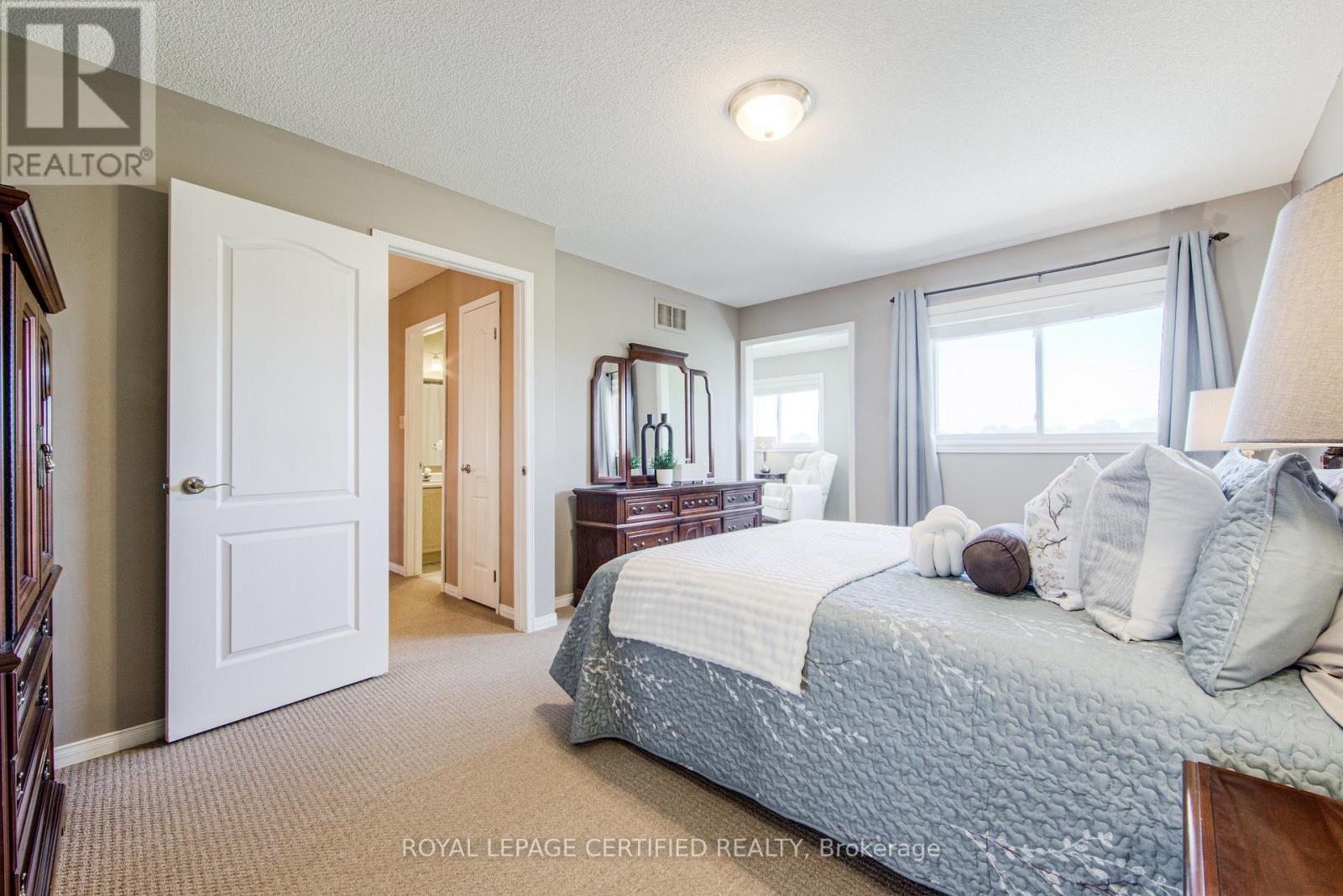 1448 Rose Haven Road, Mississauga, Ontario  L5V 1H1 - Photo 29 - W13724314