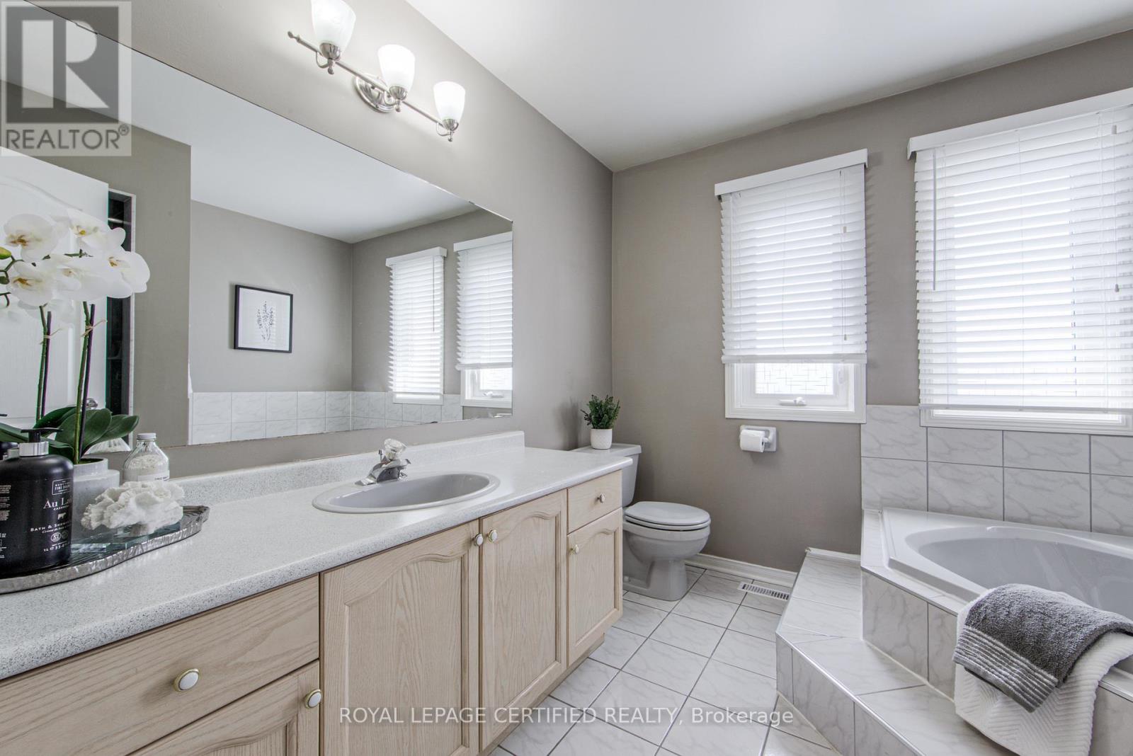 1448 Rose Haven Road, Mississauga, Ontario  L5V 1H1 - Photo 31 - W13724314
