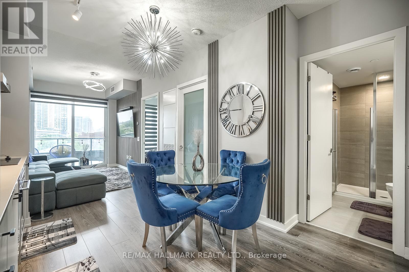 421 - 9 TECUMSETH STREET, Toronto, Ontario