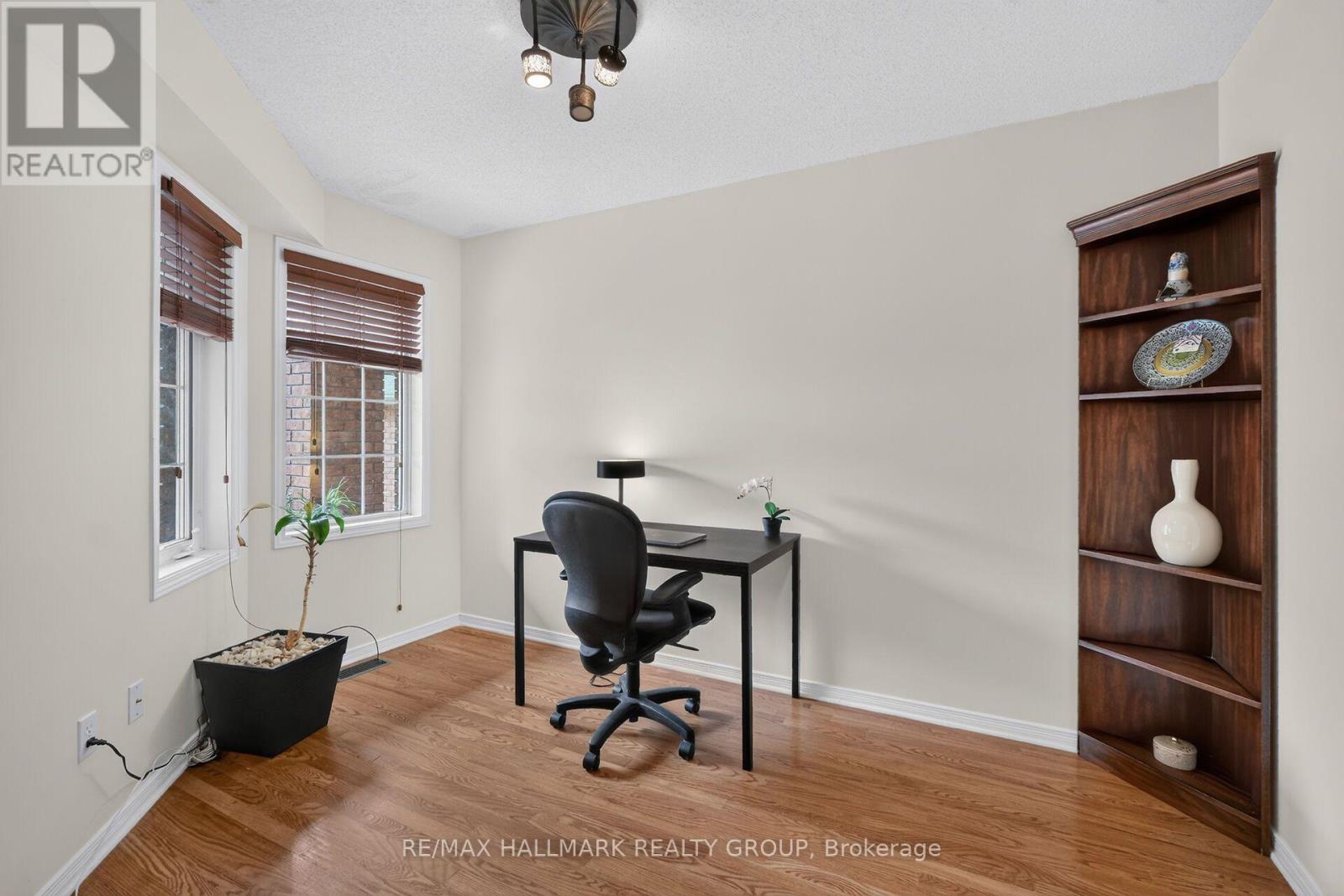 174 Carwood Circle W, Ottawa, Ontario  K1K 4V6 - Photo 6 - X13639188