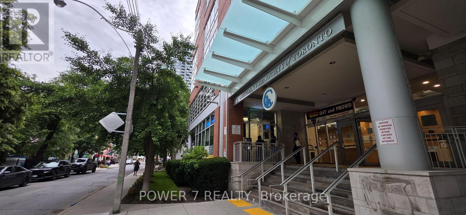 30 ISABELLA STREET, Toronto, Ontario