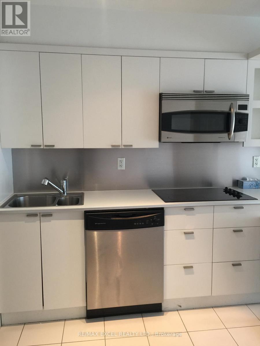 929 - 111 Elizabeth Street, Toronto, Ontario  M5G 1P7 - Photo 2 - C13724604
