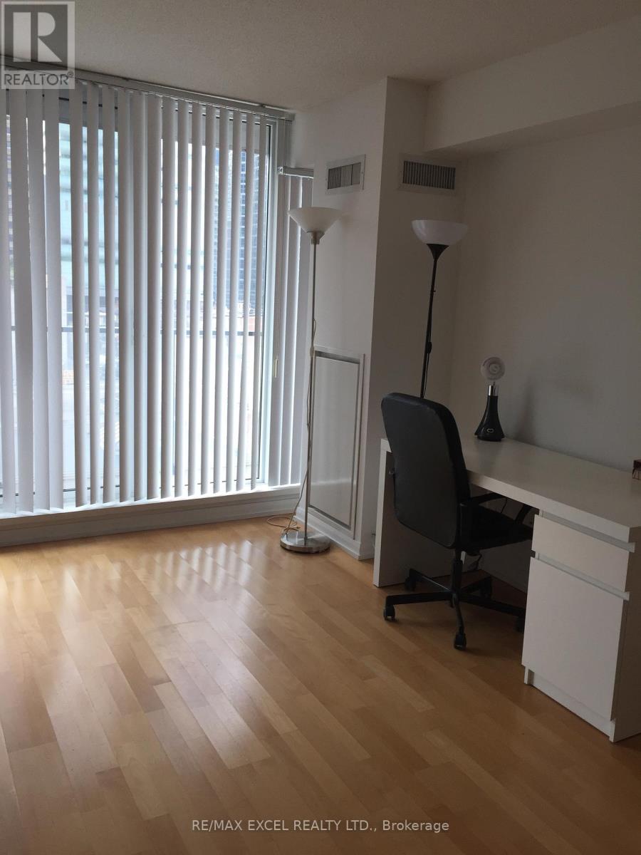 929 - 111 Elizabeth Street, Toronto, Ontario  M5G 1P7 - Photo 6 - C13724604