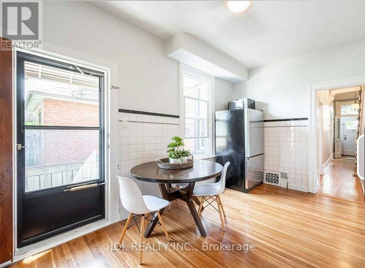 Suite A 2nd Floor - 137 Denison Ave Avenue, Toronto, Ontario  M5T 2N2 - Photo 6 - C13724610
