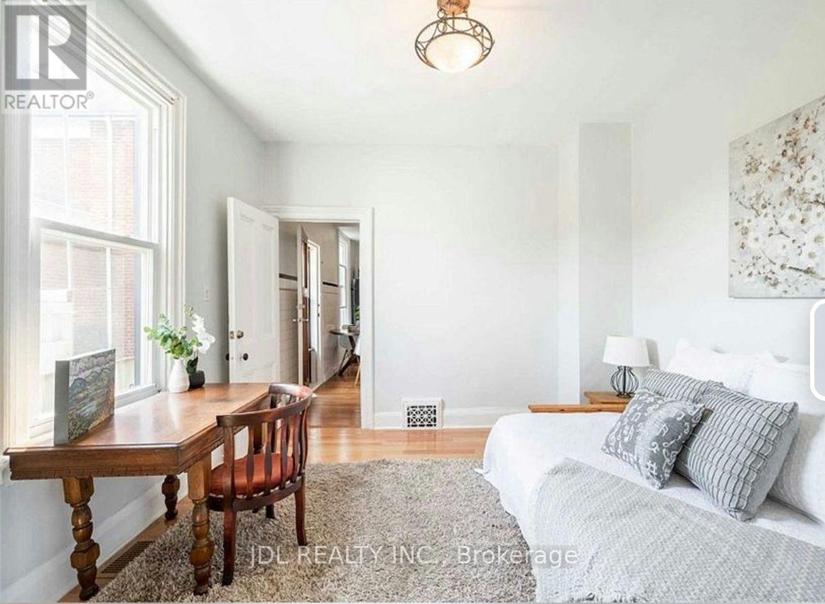Suite A 2nd Floor - 137 Denison Ave Avenue, Toronto, Ontario  M5T 2N2 - Photo 7 - C13724610