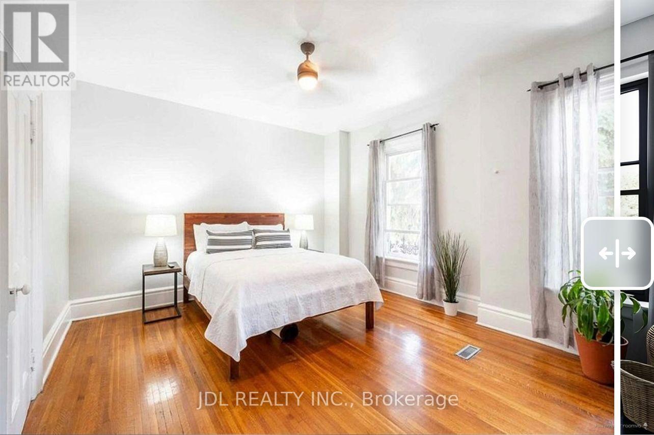Suite A 2nd Floor - 137 Denison Ave Avenue, Toronto, Ontario  M5T 2N2 - Photo 9 - C13724610