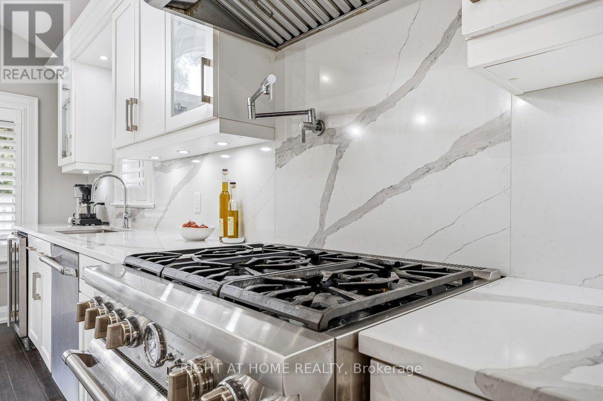 22 Romac Drive, Toronto, Ontario  M1C 5H1 - Photo 17 - E13724590