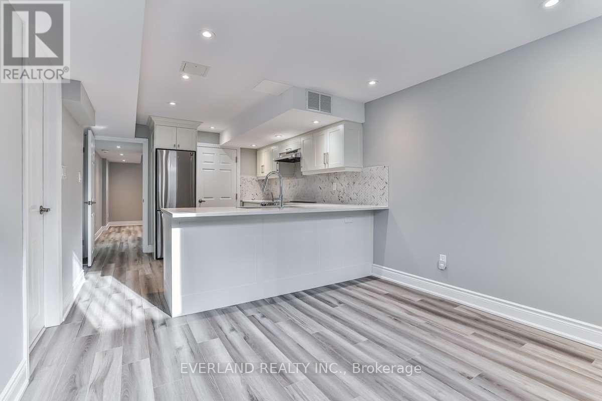 Bsmt - 7 Woodgrove Trail, Markham (Angus Glen), Ontario  L6C 2A3 - Photo 3 - N13724580