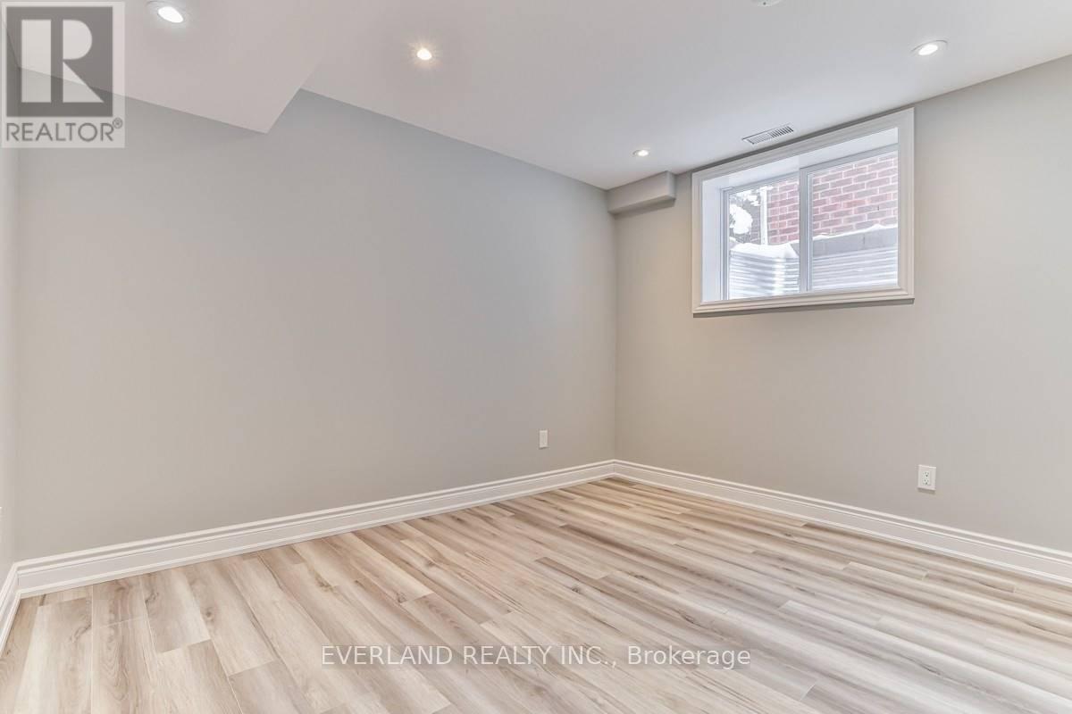 Bsmt - 7 Woodgrove Trail, Markham (Angus Glen), Ontario  L6C 2A3 - Photo 7 - N13724580