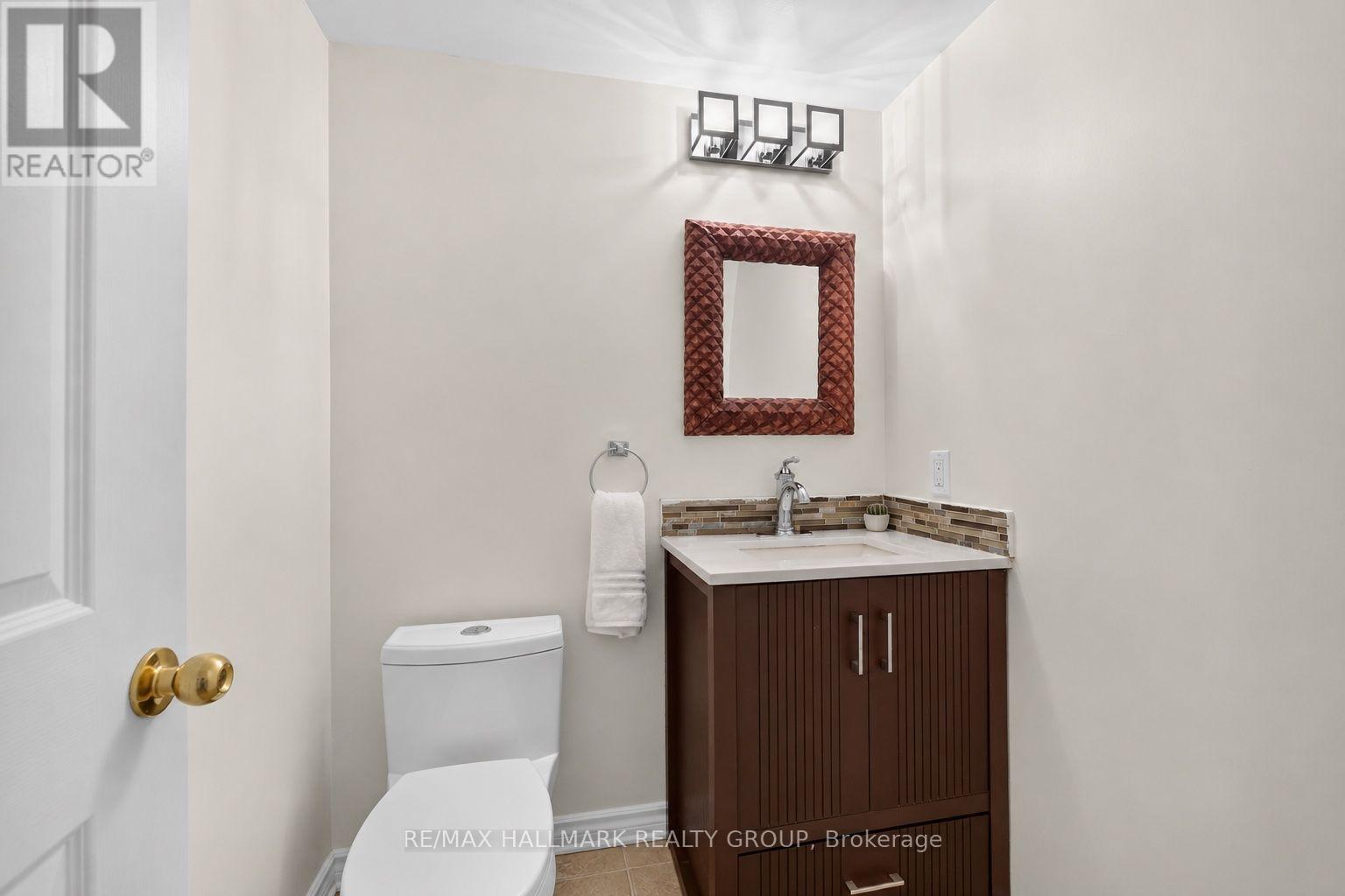 174 Carwood Circle W, Ottawa, Ontario  K1K 4V6 - Photo 18 - X13639188