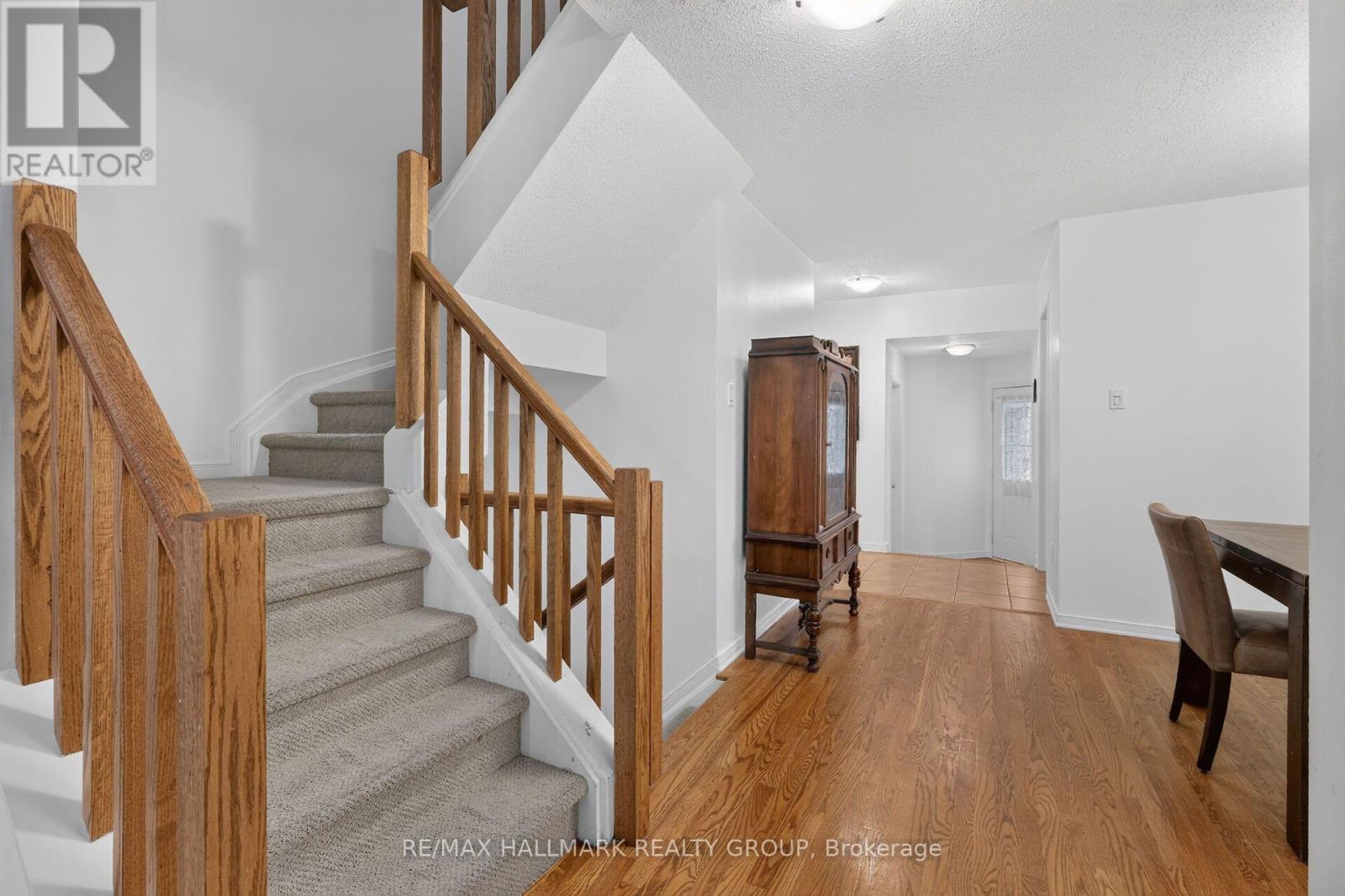 174 Carwood Circle W, Ottawa, Ontario  K1K 4V6 - Photo 19 - X13639188