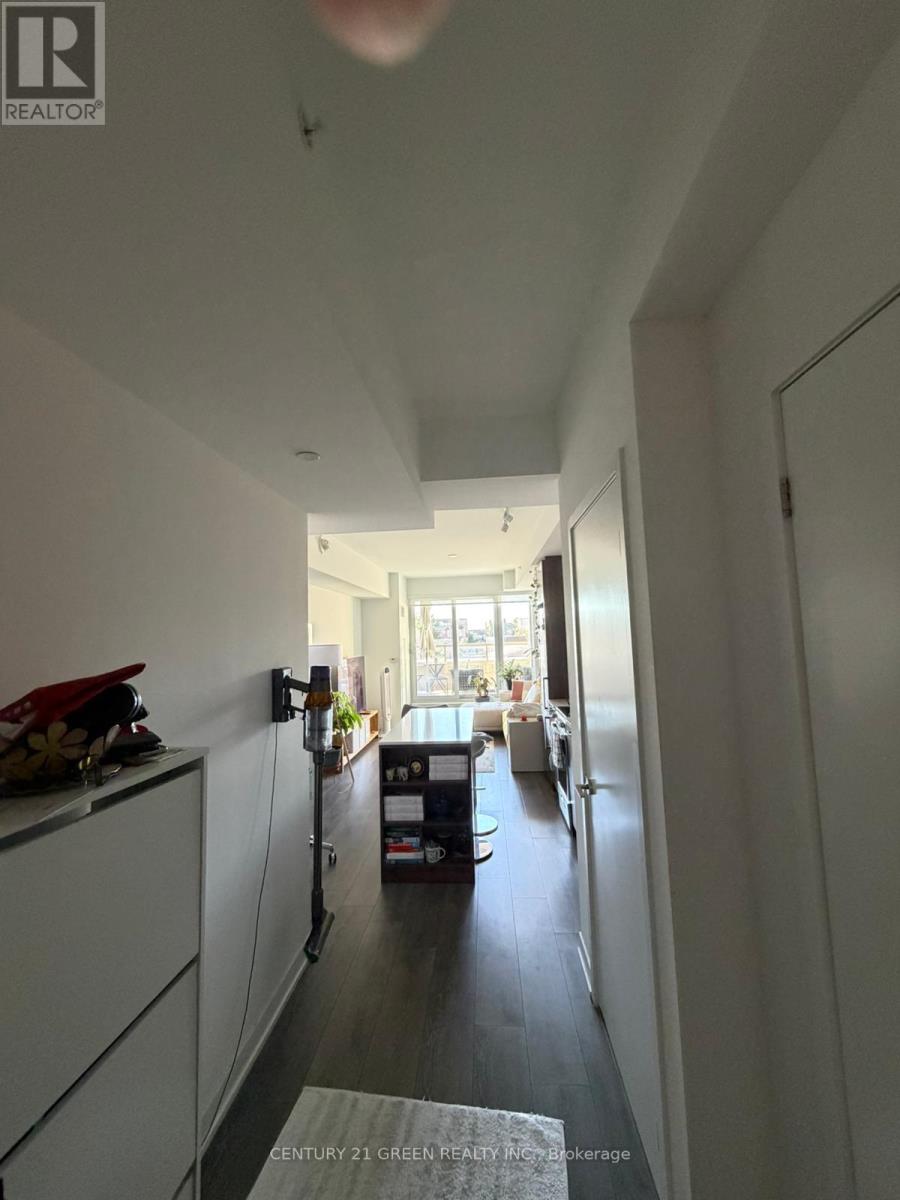 201 - 1787 St. Clair Avenue W, Toronto, Ontario  M6N 1J6 - Photo 2 - W13724596