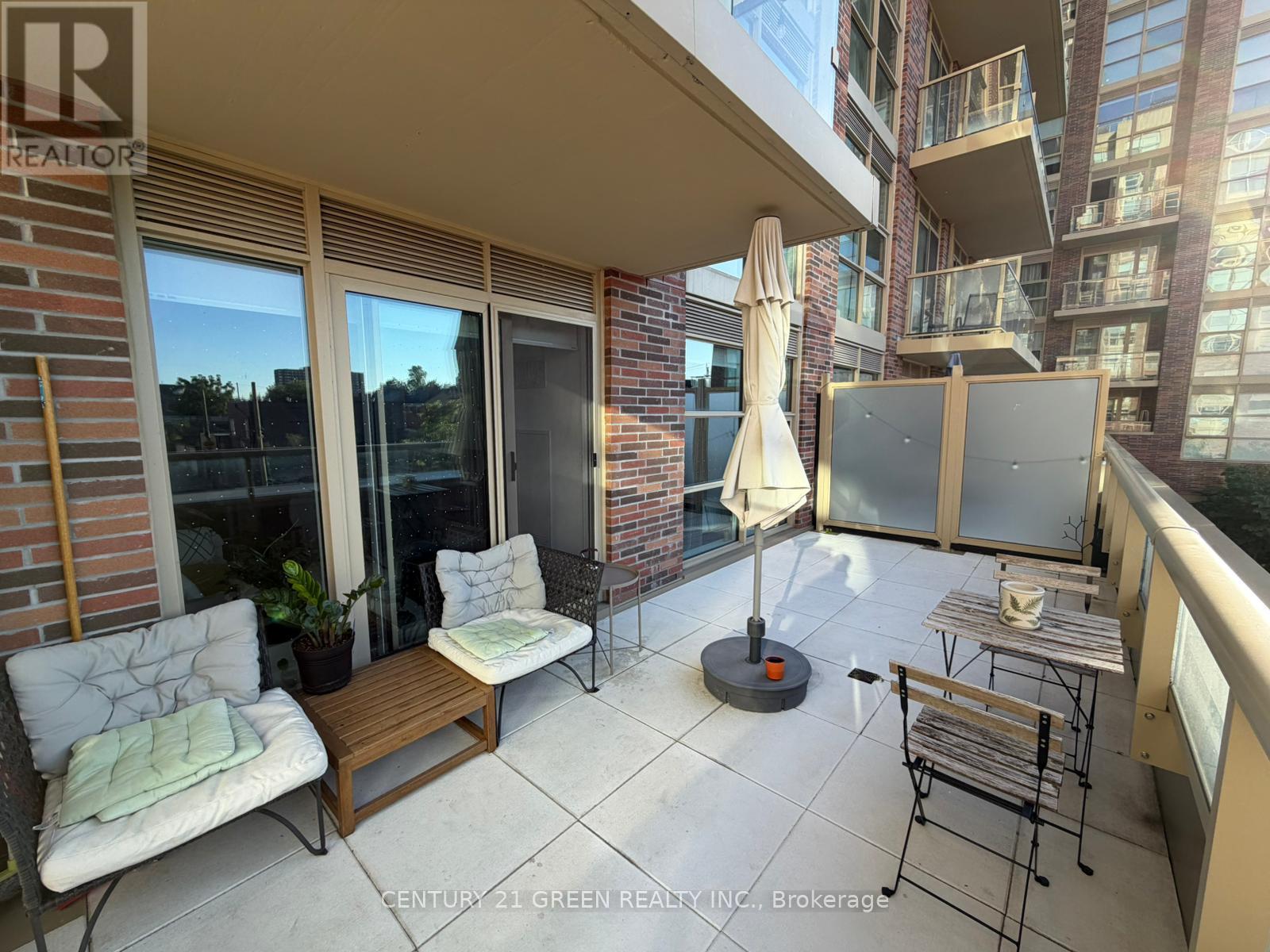 201 - 1787 St. Clair Avenue W, Toronto, Ontario  M6N 1J6 - Photo 4 - W13724596